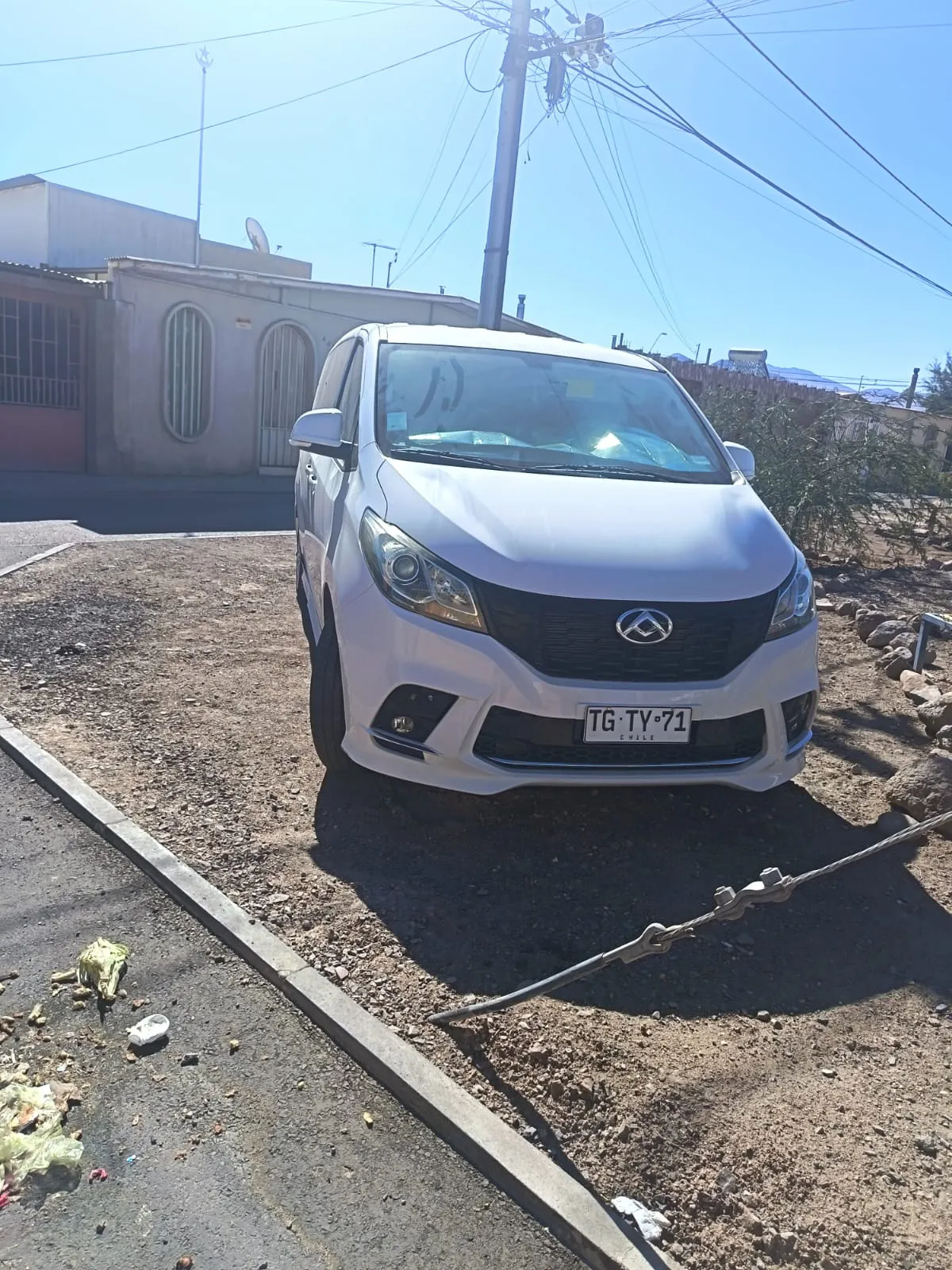 Furgón de Transporte JS Ruka Pillan para traslados a faenas mineras